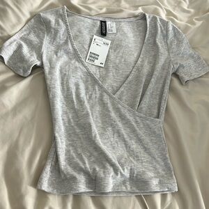 H&M short sleeve top
